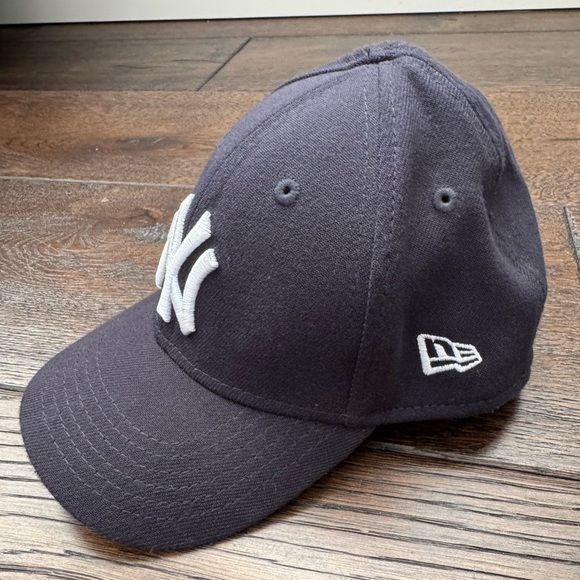 New Era Yankees Baseball Cap - Picture 2 of 4